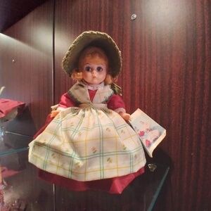 Madame Alexander Little Huggums 8 Inches Doll